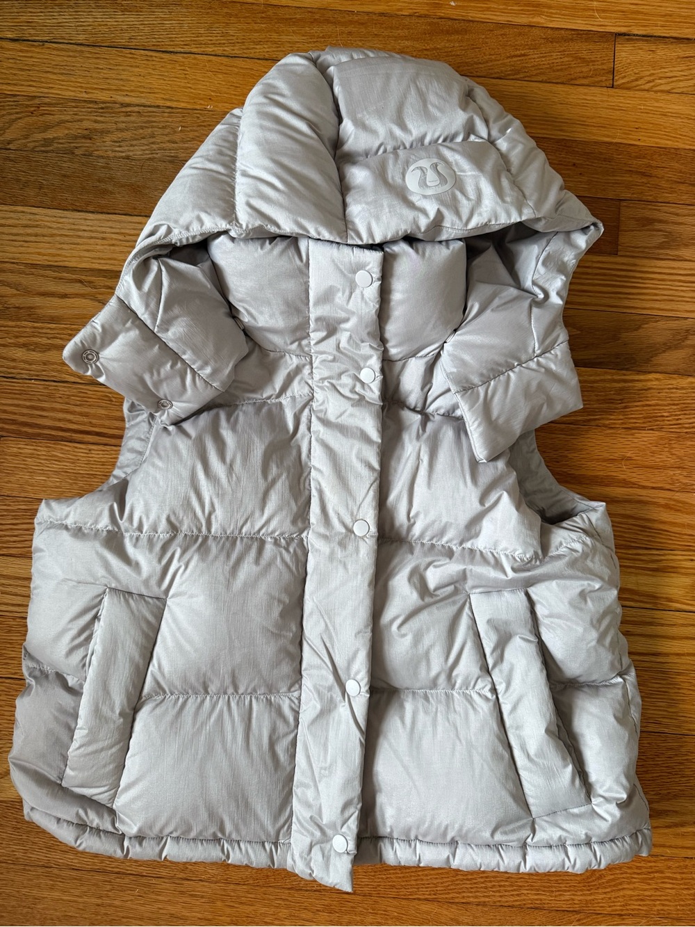 LULULEMON Light Gray Puffer Vest with  DETACHABLE Hood + Pockets! Size 6